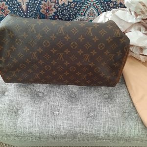 Lv speedy 40 handbag